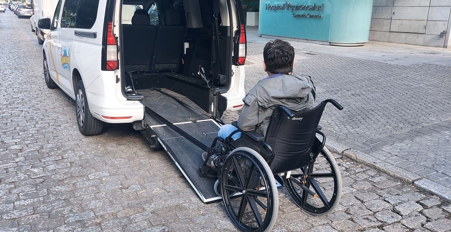 taxi adaptado para silla de ruedas en sevilla